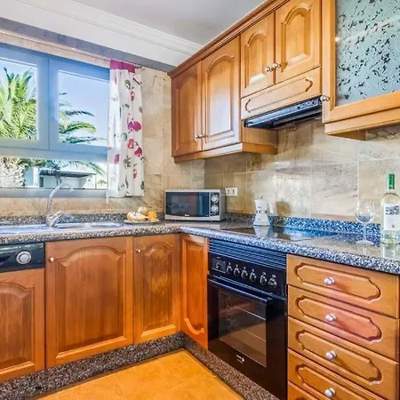 Villa Playa Blanca Sleeps 6 Pool Air Con Wifi